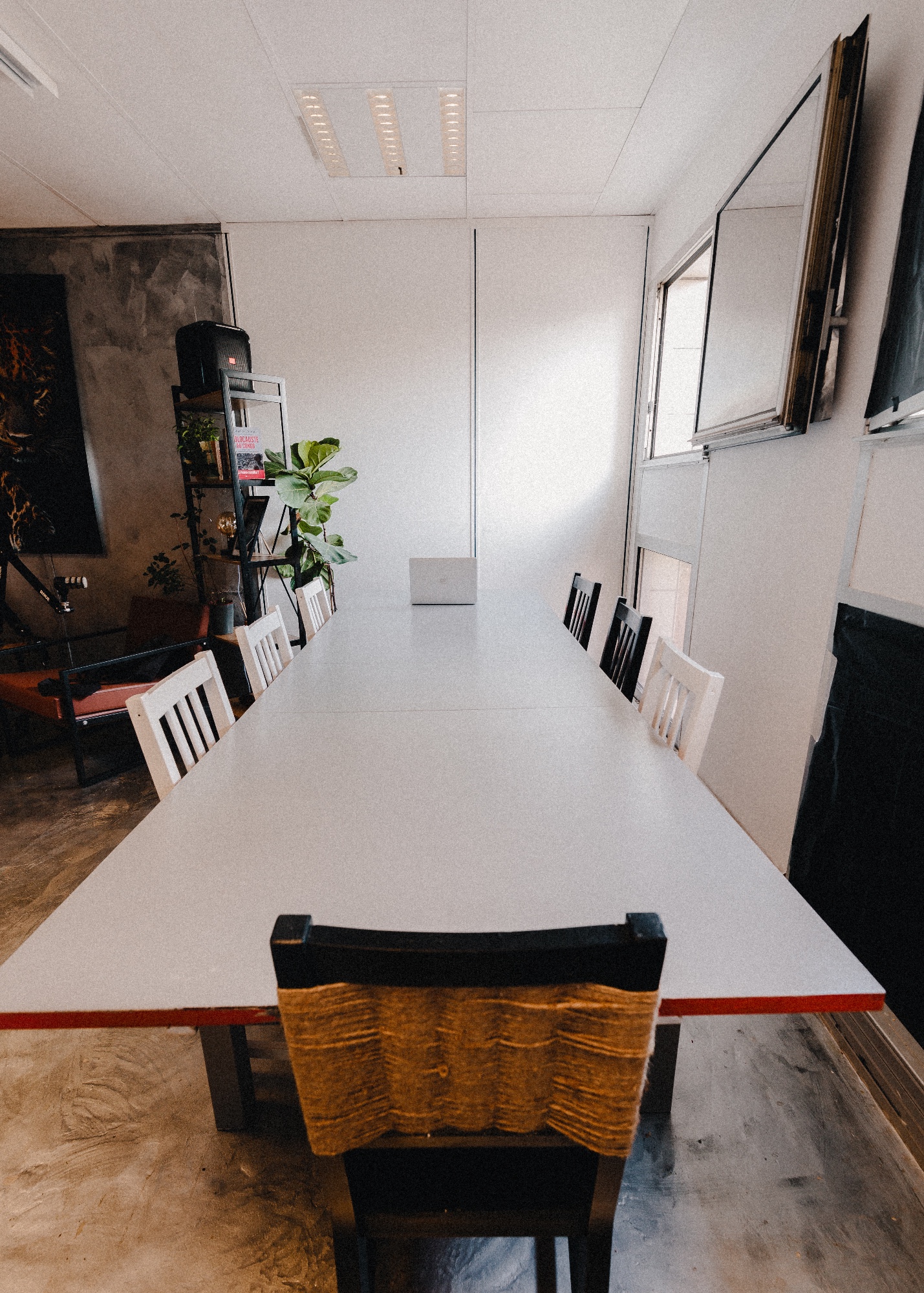 Salle de réunion 8 personnes — Studio Asnières