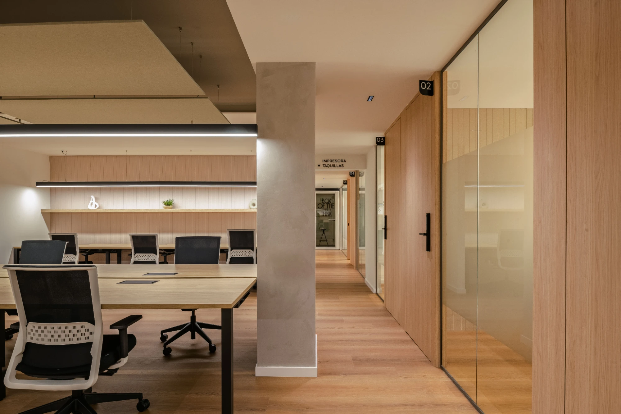 Acceso Puesto Coworking  — Hi Cowork