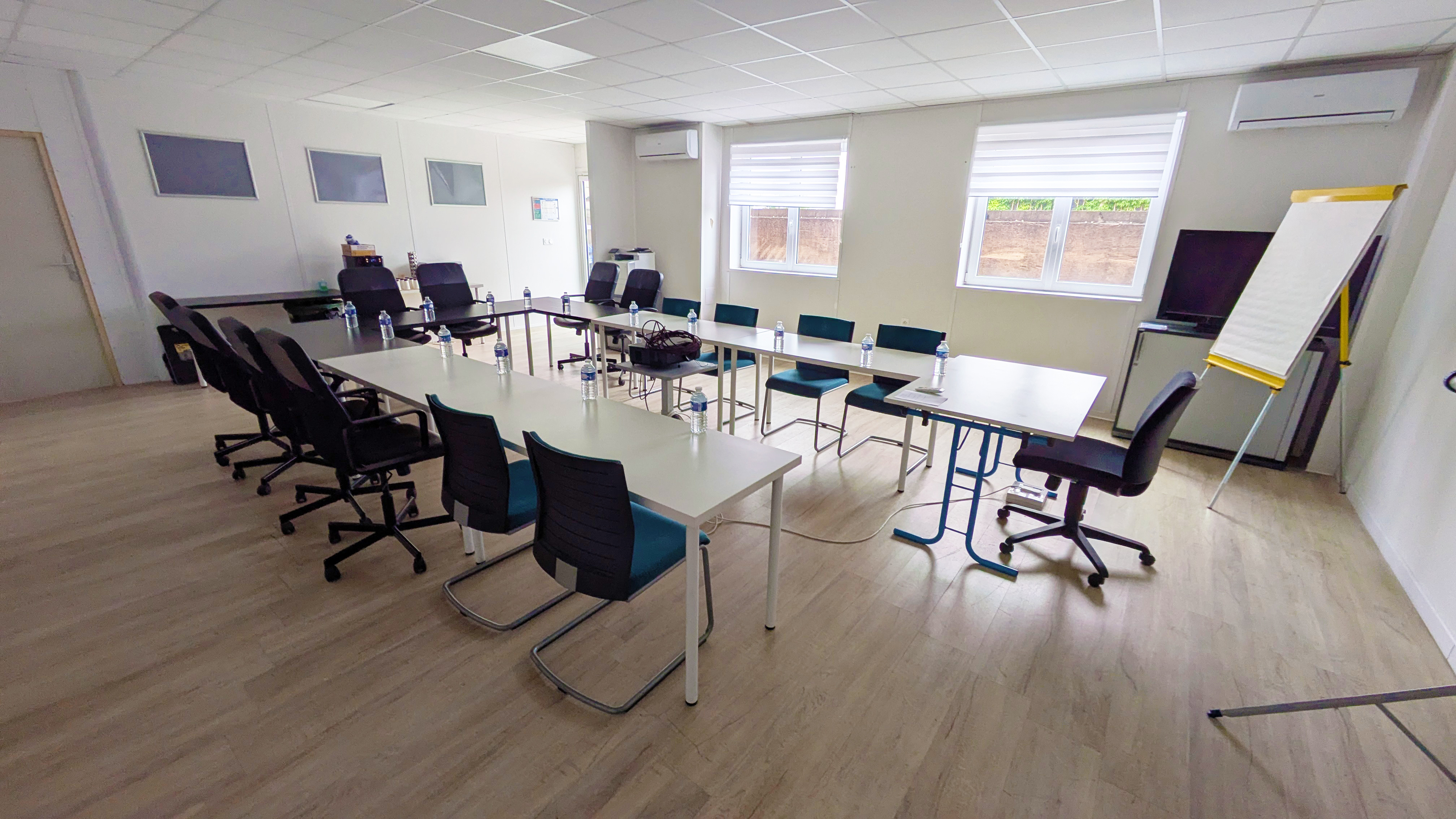 Salle Connexe — Buro Club Connexe Valence