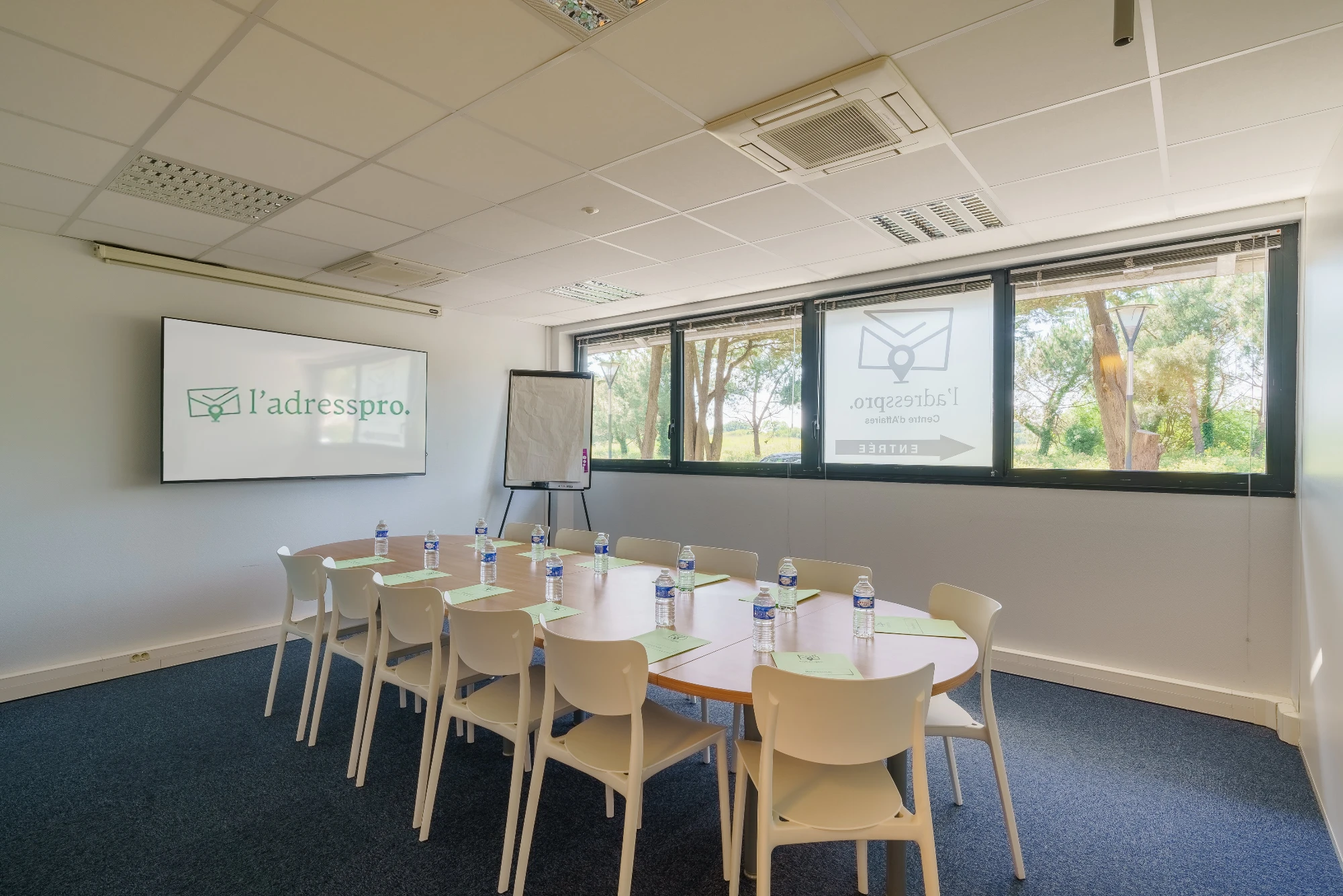 Salle Les Salines 12/14 personnes — L'adress-Pro La Baule