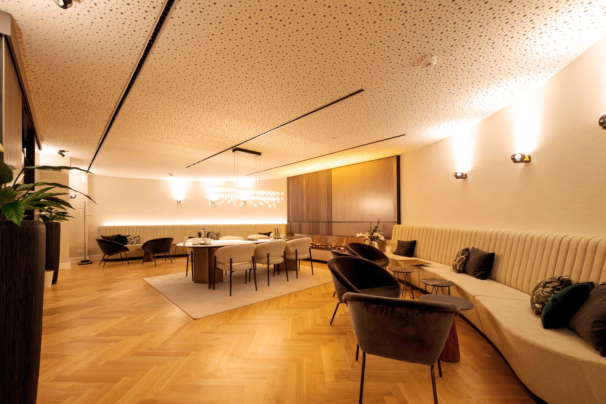 Kaminlounge "Stradivari" — Satellite Office Frankfurt Villa Sander