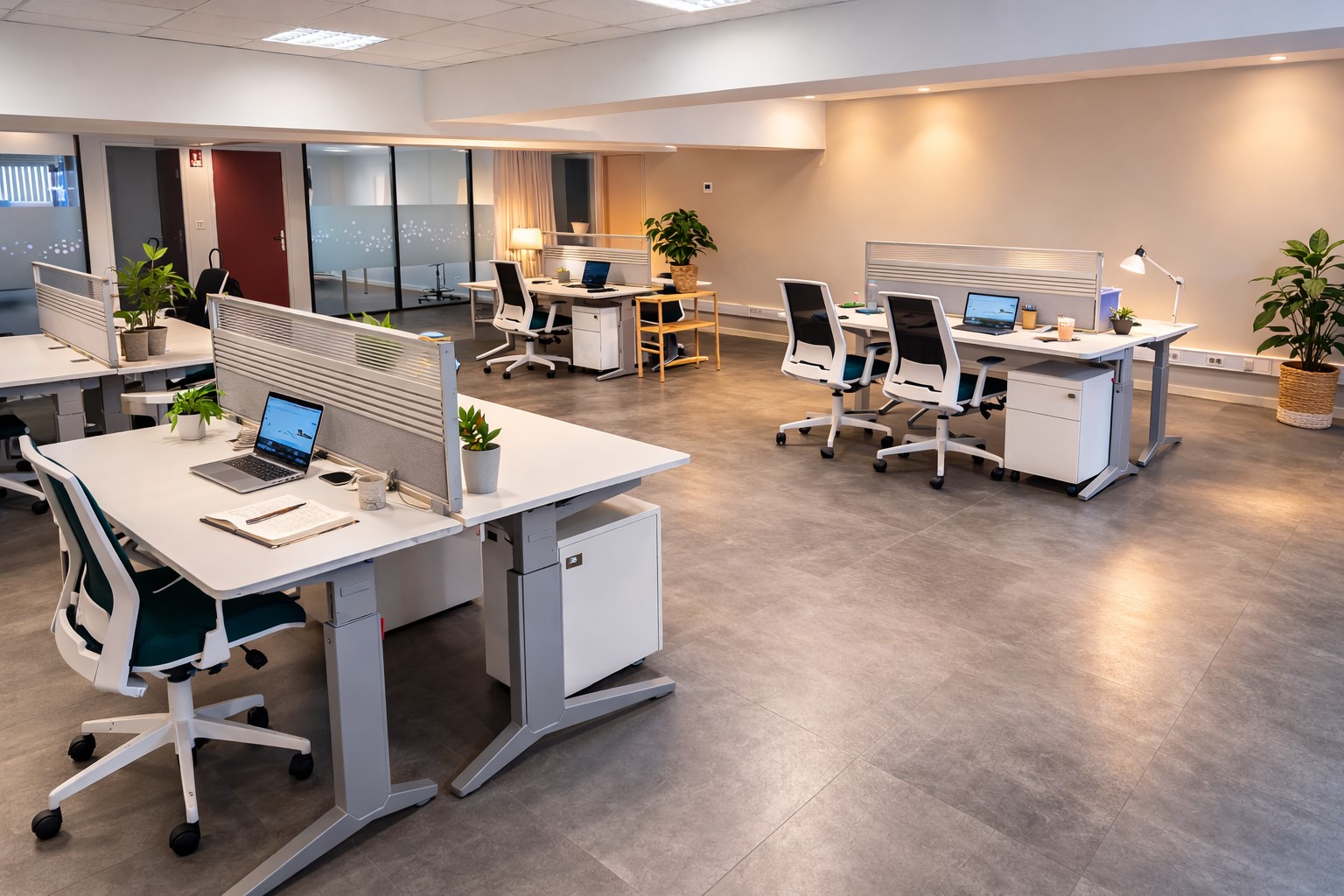 Poste fixe — Lab7 Coworking