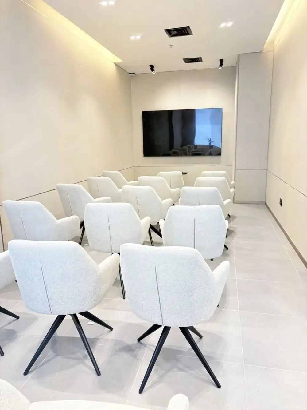 Meeting Room 3 — Growth Hub by Fahdan