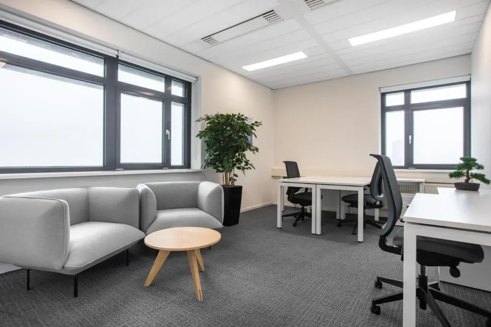 Day office — HQ London, HQ Putney