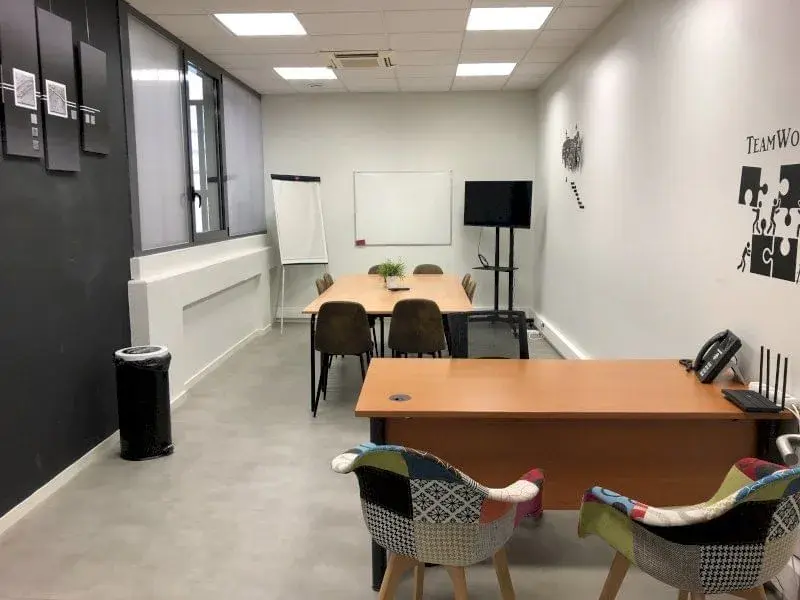 Bureau M1 - 26m2 — Scribes e-Tic Spaces