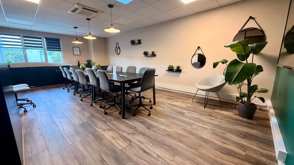 SALLE DE RÉUNION "GREEN" — Workmattes La Ciotat