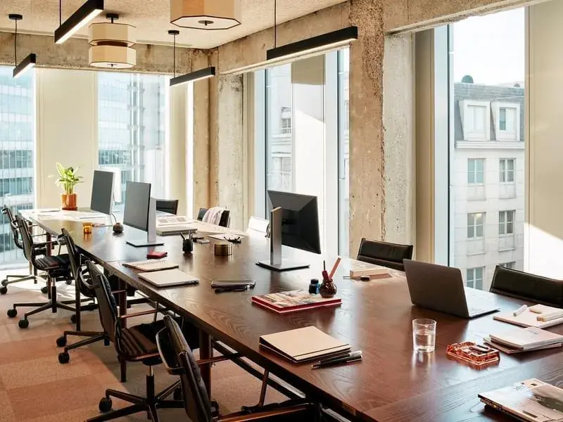 Private office for 7 persons — Working From
