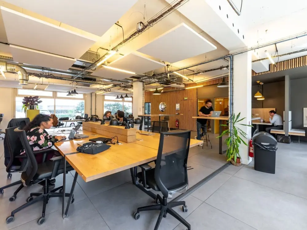 Accès Coworking Open Space — Wojo Issy-les-Moulineaux