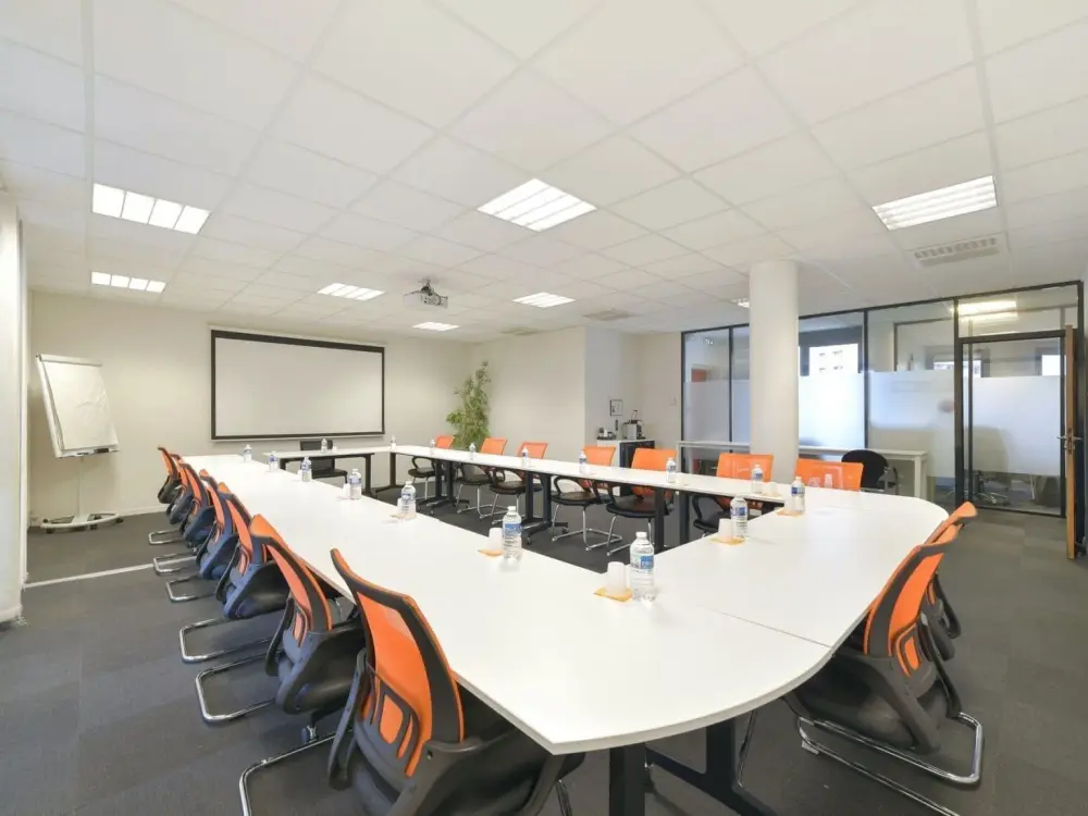 Bornéo — G2C Business Center