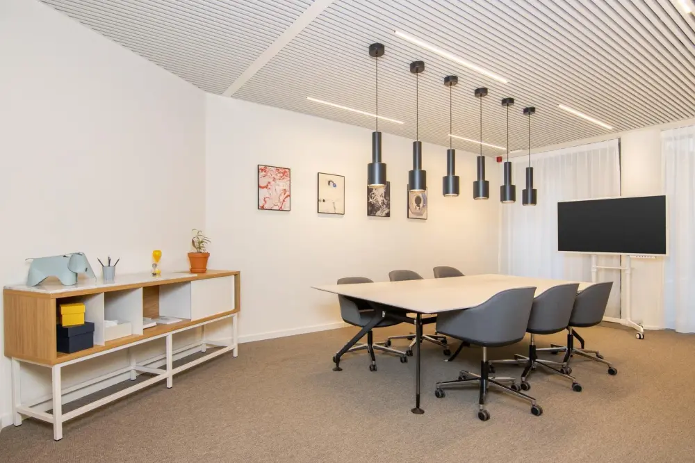 Room MR-702 — Regus Lima, Conquistadores