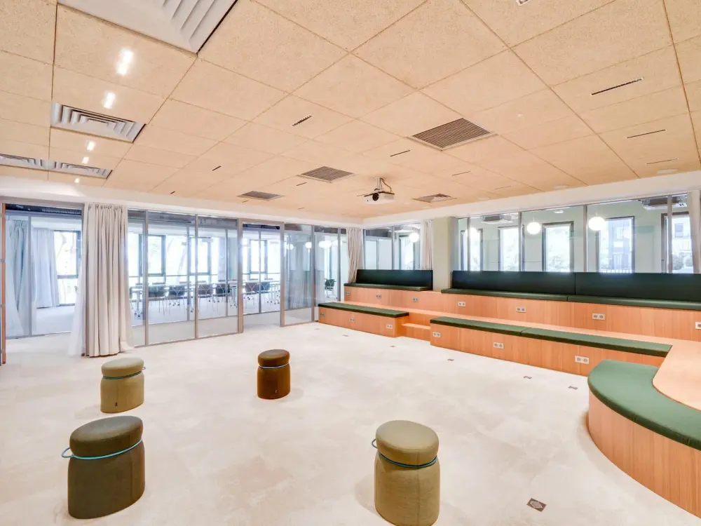 Salle Practicium Meetings — Newton Offices Golf des Milles