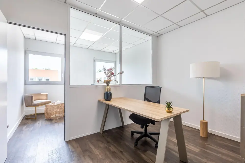 Bureau B7 pour 1 poste — B'CoWorker Pessac