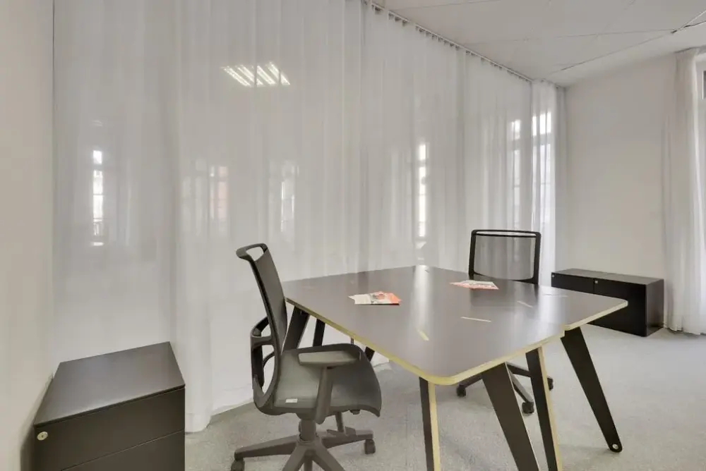 Accès Bureau privatif 1 personne — Newton Offices Joliette