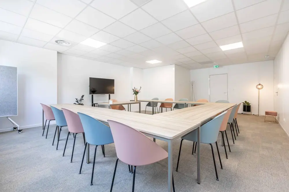 Salle de réunion Poitiers — B'Coworker Poitiers - Allende