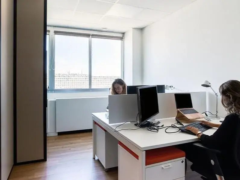 Bureau individuel — Hiptown Britannia