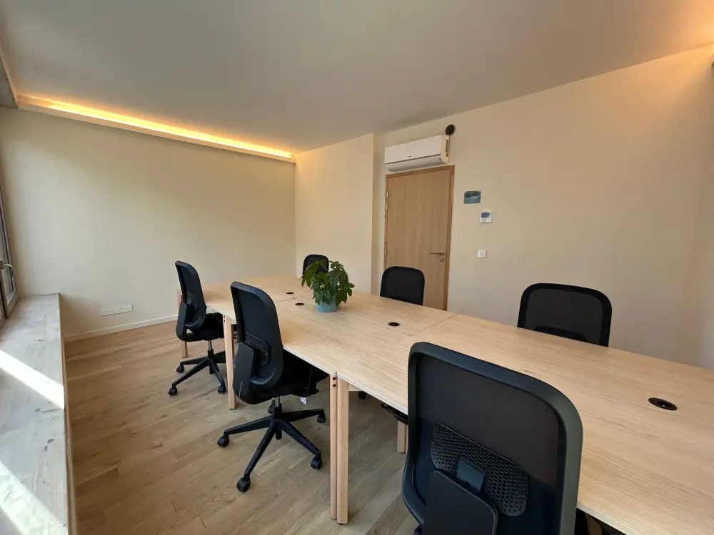 Salle Capsule — Naama Le Studio