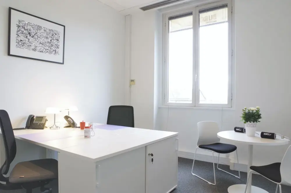 Bureau privatif 3 personnes — Buro Club Bordeaux Grand-Théâtre