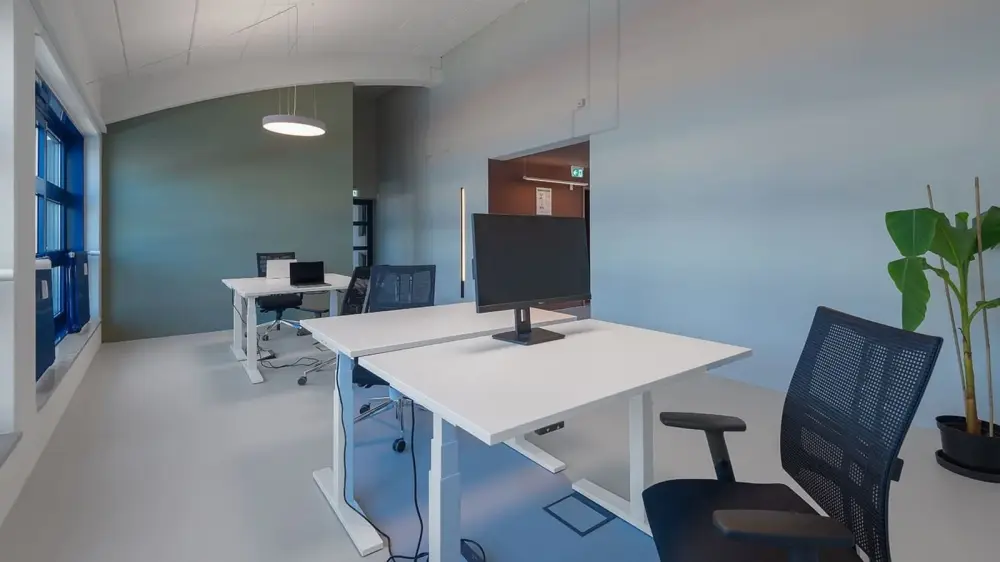 Nomad Open Space — Rooftop Office