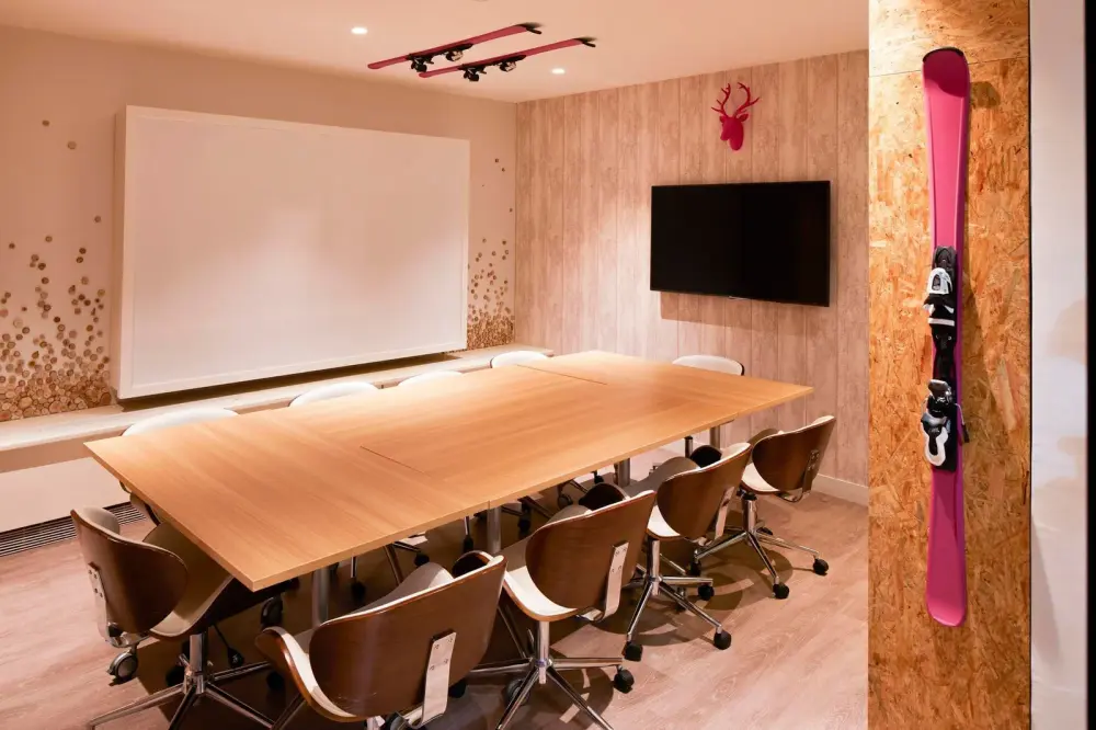 Salle 10 personnes — Wojo Paris Gare de Lyon