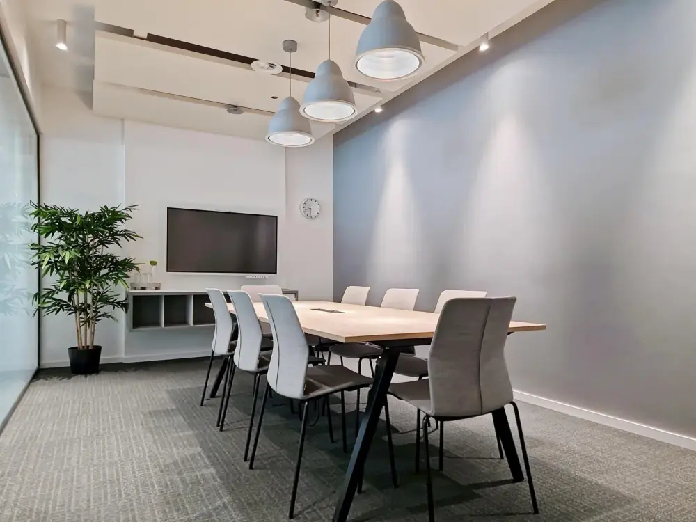 Room Vitosha — Regus Sofia, Emblem (EUR)