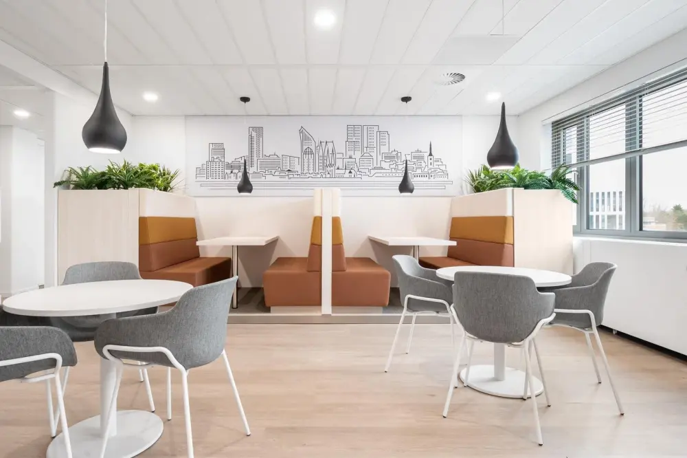 Coworking day pass — Spaces VILNIUS, Gedimino