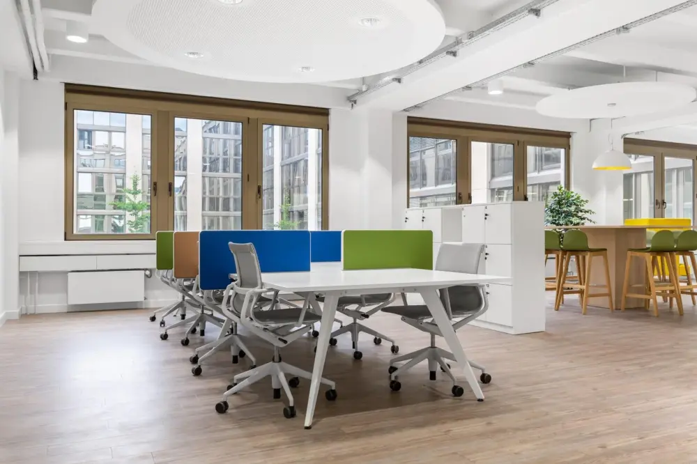 Coworking day pass — Regus Nicosia, 121 Prodromou Avenue
