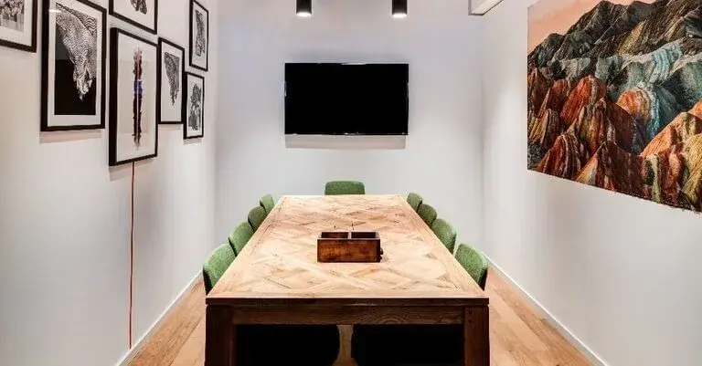 Meeting Room M42 — Mindspace Hamburg