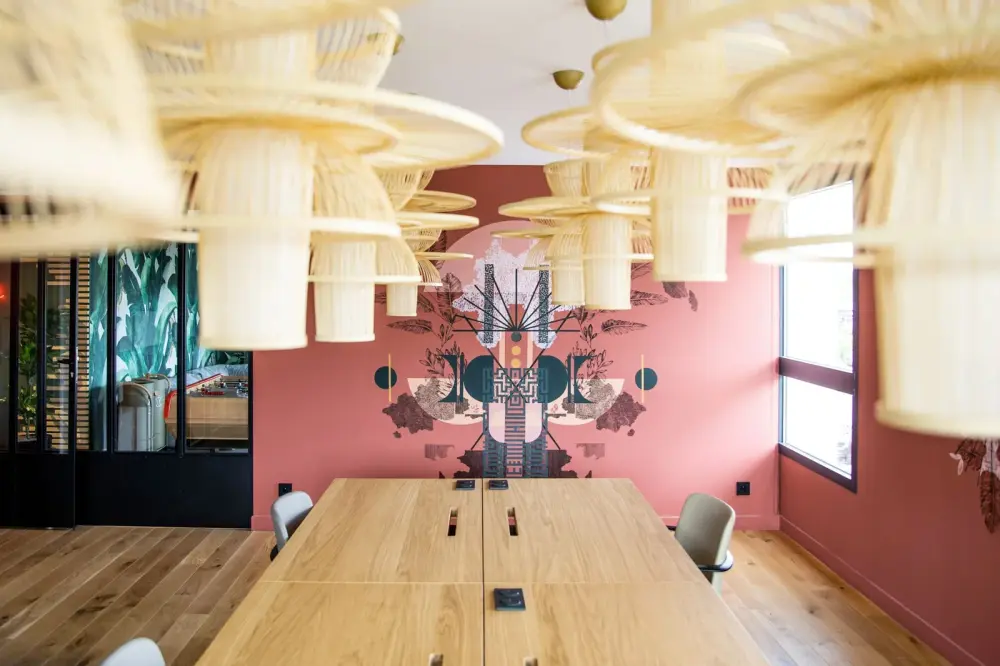 Bureau fermé 3 personnes — Pachamama Coworking