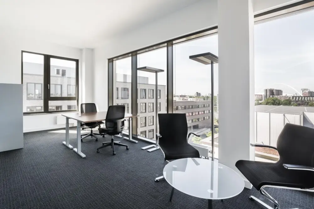 مكتب خاص — Regus ALGIERS, Les Pins Maritimes
