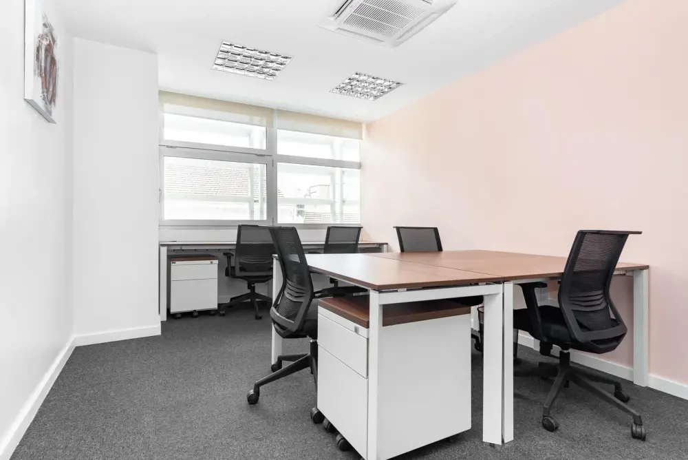 Day office — Regus Quito, Guayasamín