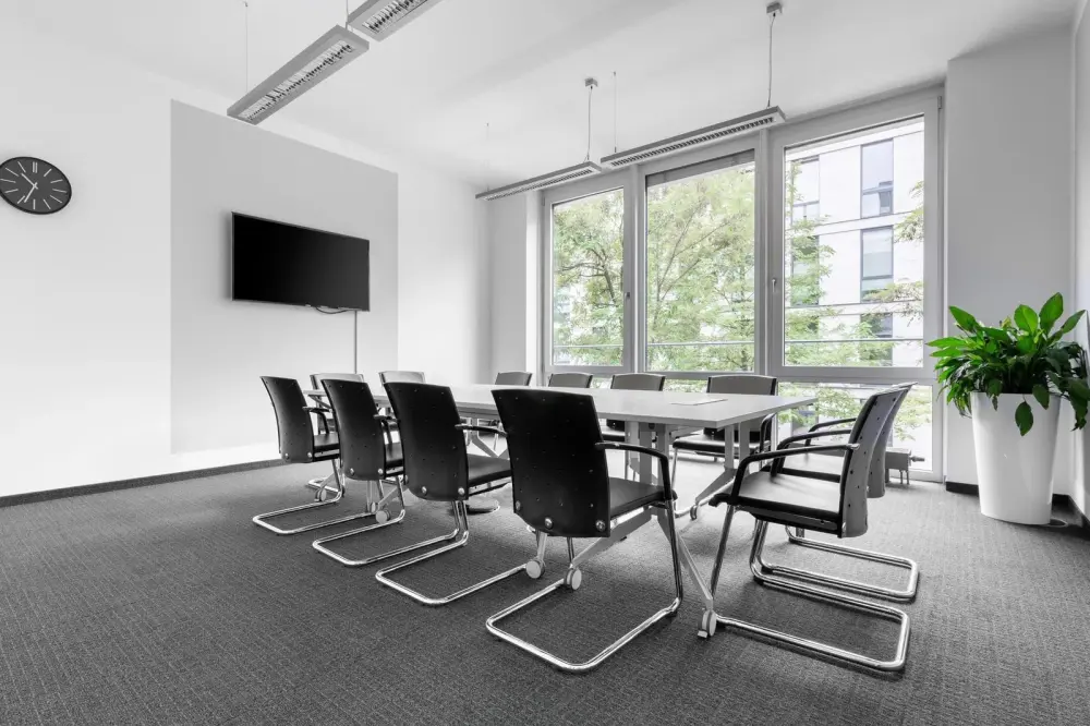 Room Oxford Circus — Spaces ON, Toronto - Spaces North York
