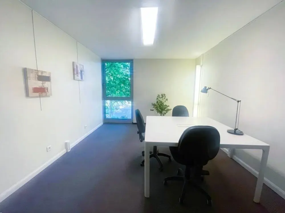 Bureau privatif 4 personnes — Le Lodge