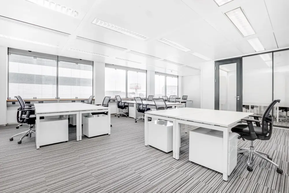 Day office — Regus Lima, Conquistadores