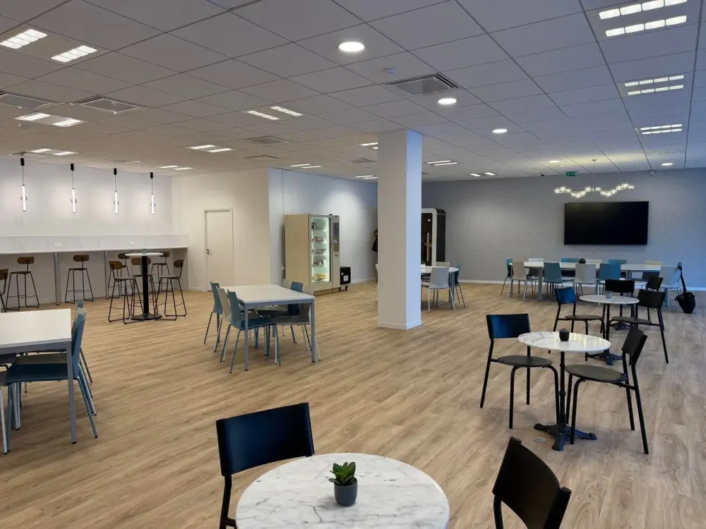 Open Space — Naama Paris Sud