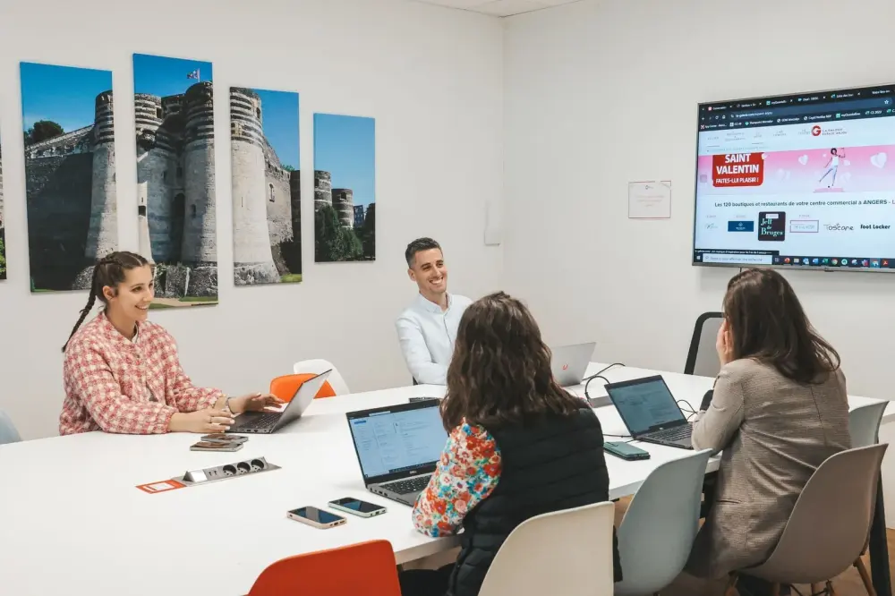 Salle de réunion La Maine — Cap Cowork Angers