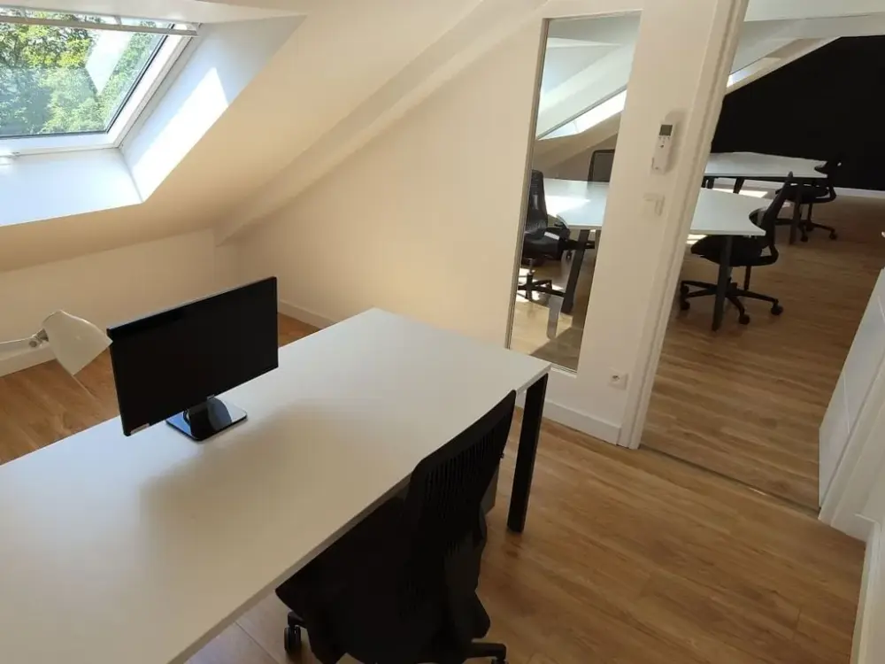 Bureau fermé 2 postes — SimpliCity