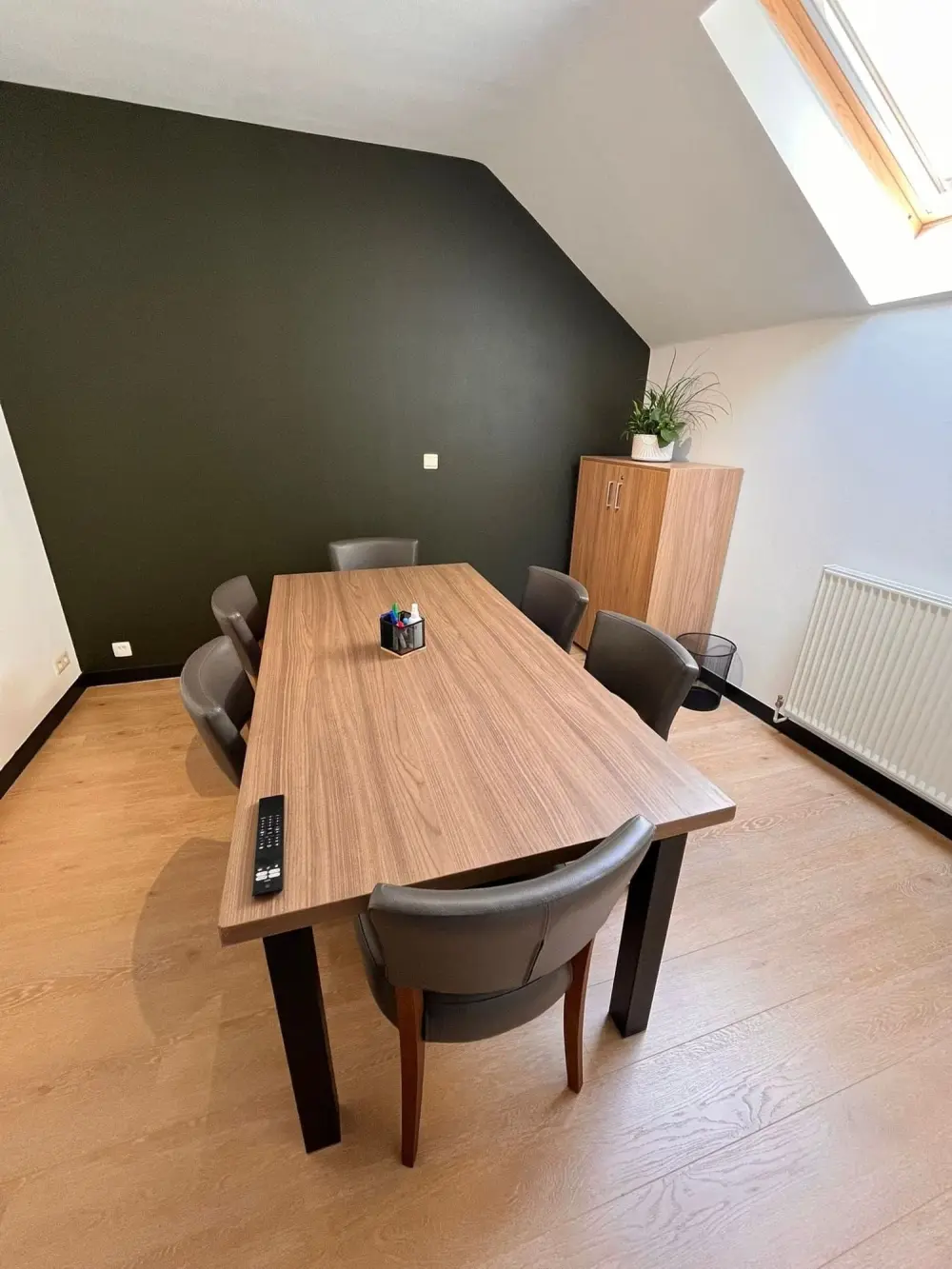 Salle de réunion 1 — CoworkSteam