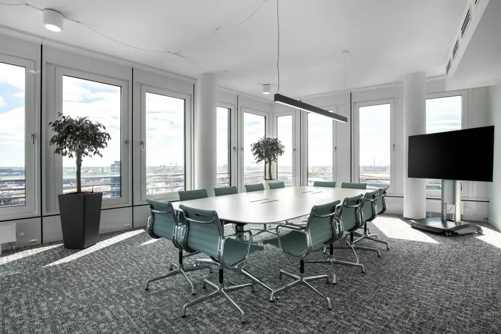Raum RDC — Spaces PARIS, Spaces Etoile
