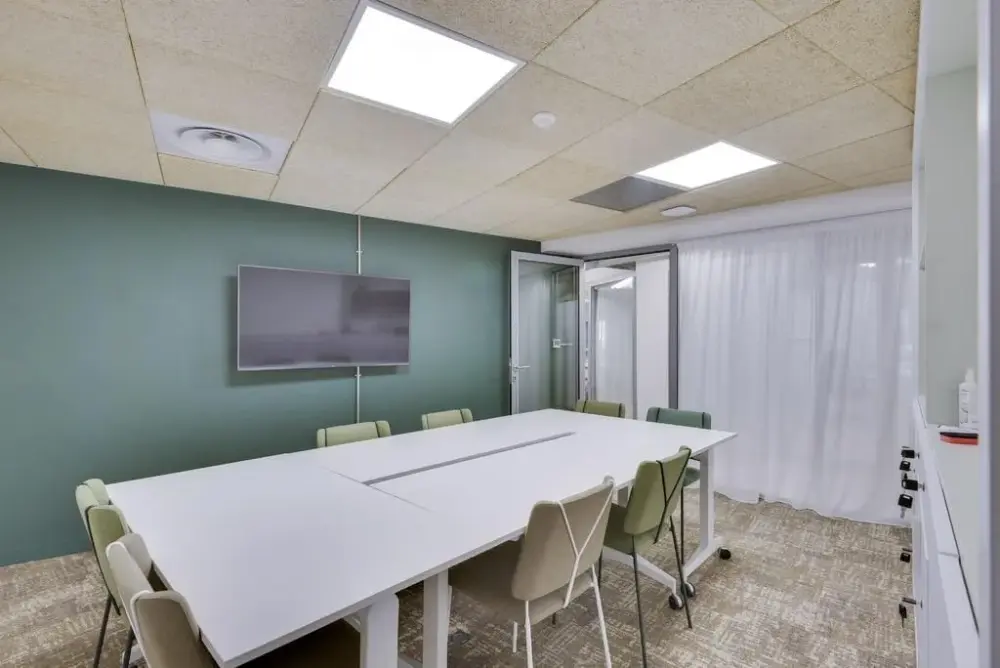 Salle Sodium — Newton Offices Joliette