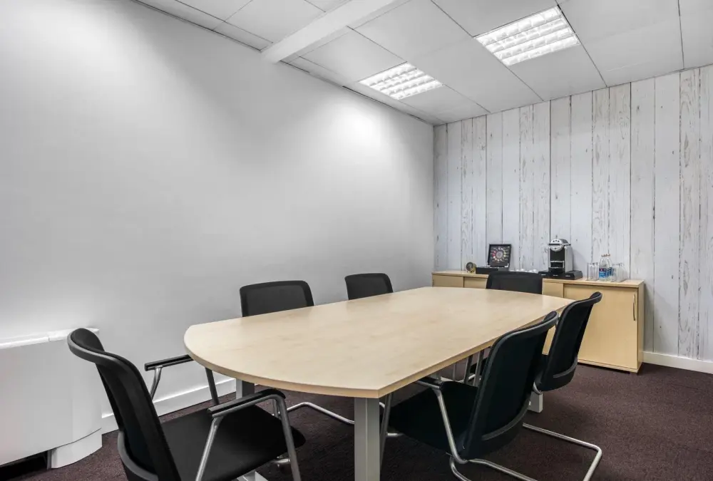 Room MR-05 — Spaces ZAGREB, Matrix EUR