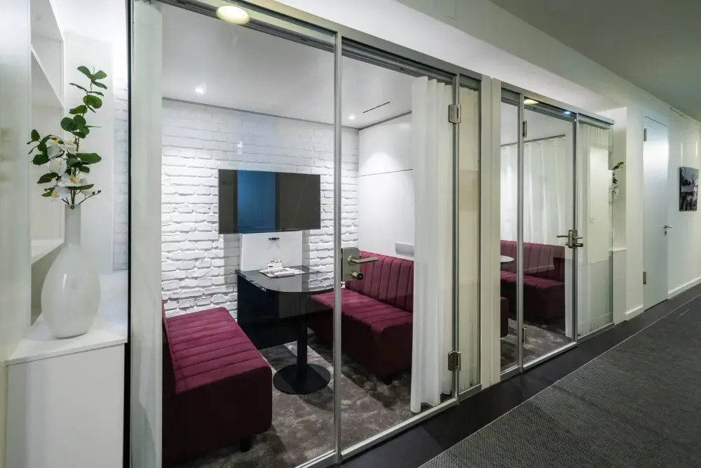 Besprechungsraum Digital Room — Satellite Office Hamburg - Neuer Wall