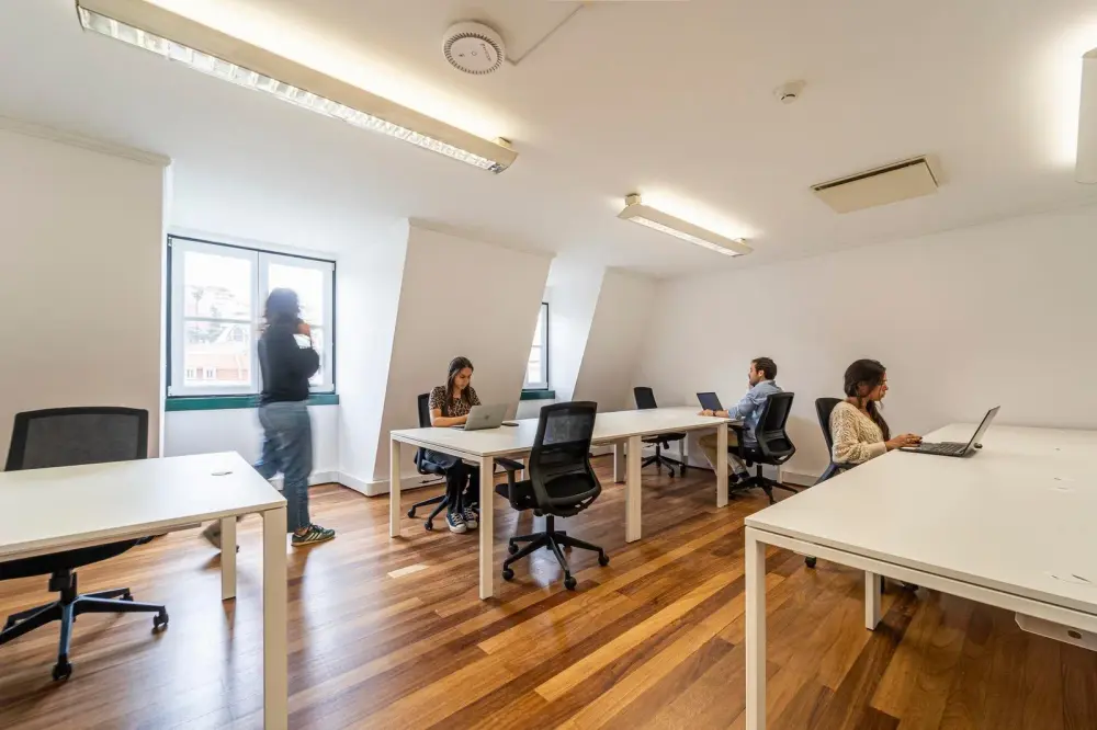 Meeting room 2 - 5 pax — Sitio Rossio