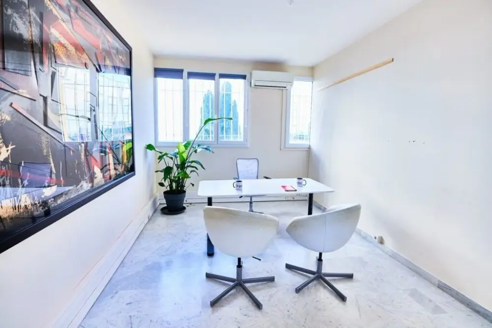 Le Bureau Morgiou — L'Équateur
