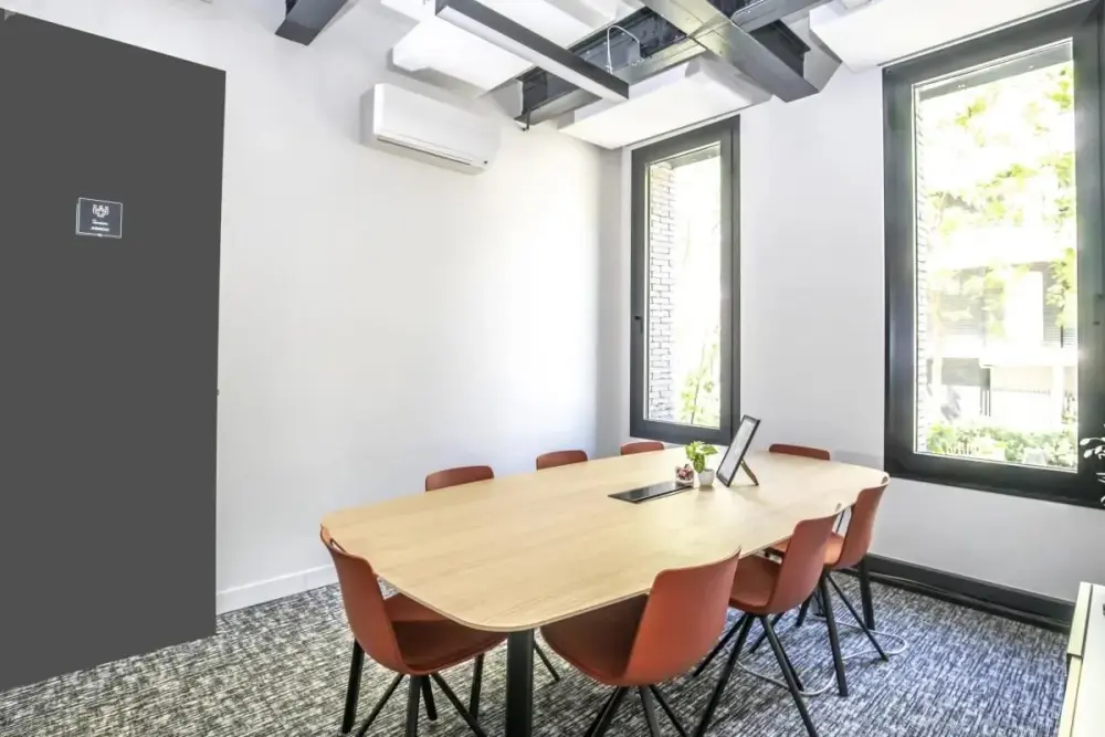 Salle Tonton Arago — Work & Share Saint-Ouen