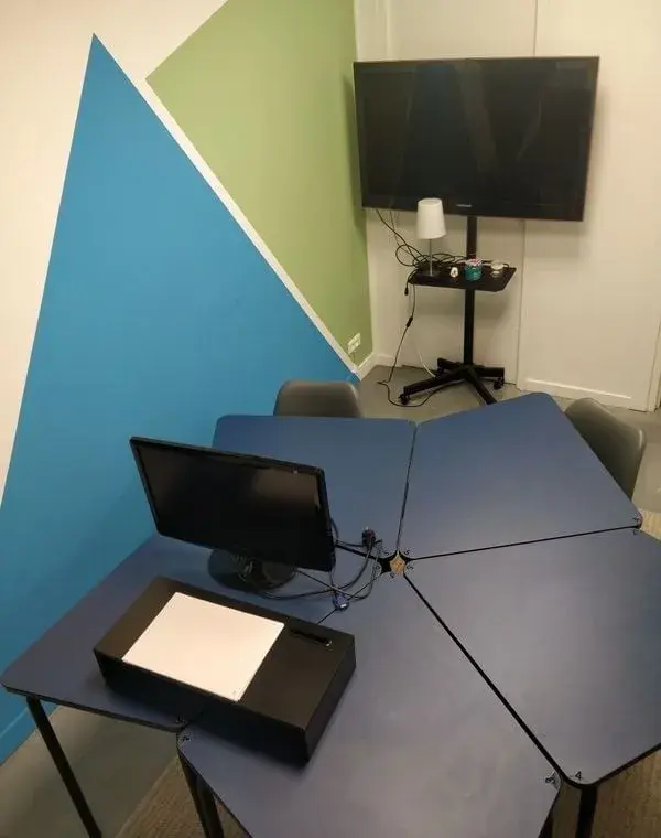 Salle de réunion 6 personnes — L'esca-LAB