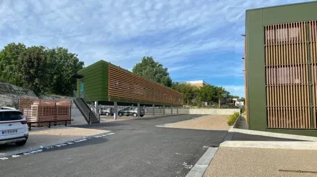 BUREAU PRIVATIF à la JOURNEE — Morphoburo Venelles