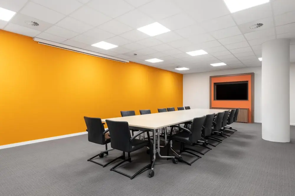 قاعة Meeting Room — Regus DOHA, Shoumouk Towers