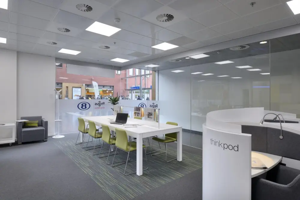 Coworking Giornaliero — Spaces WALLISELLEN, Spaces R2 Tower