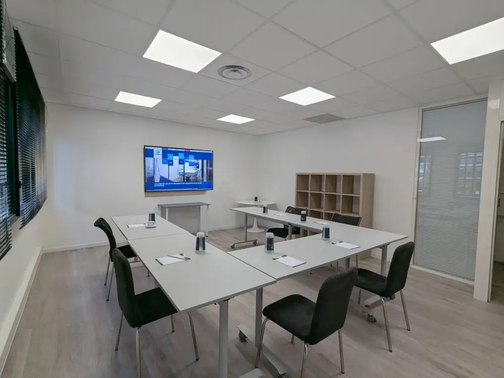 Salle Mistral — Morphoburo Venelles