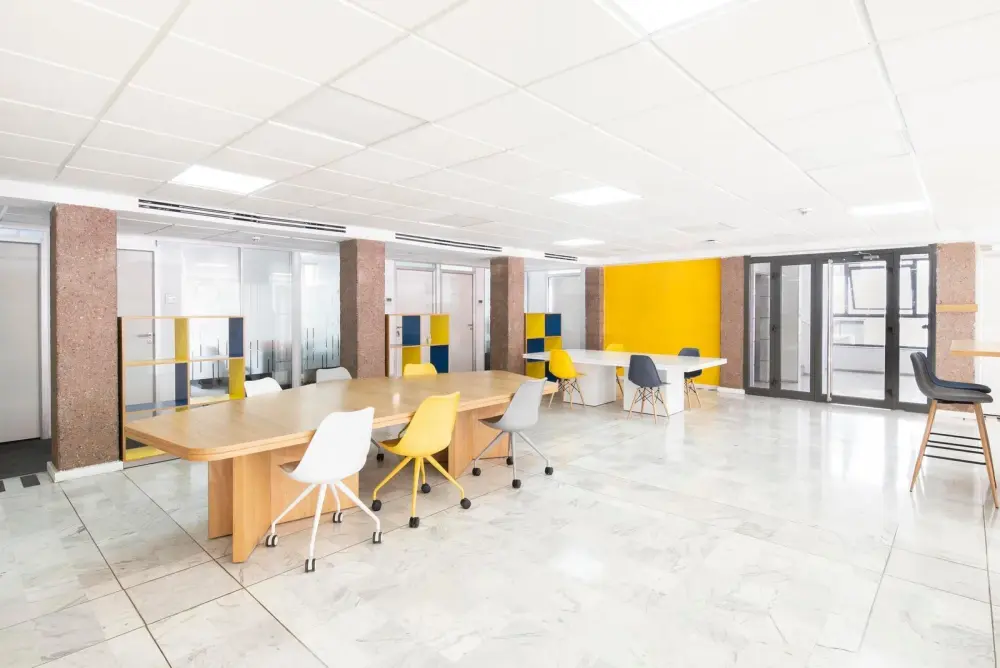 Coworking day pass — Regus KAMPALA, Course View Towers